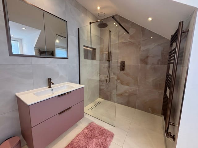 girl bathroom