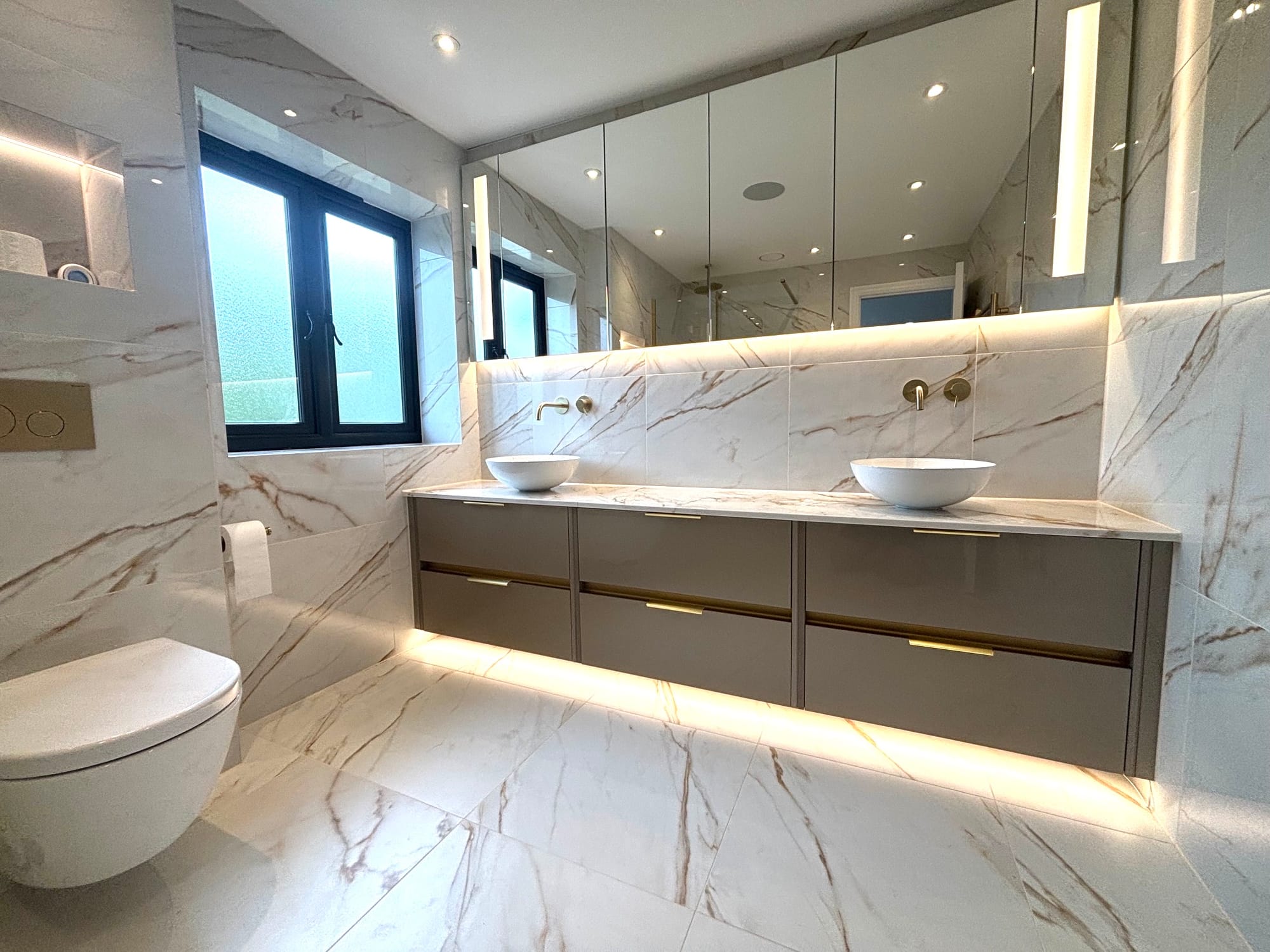 en suite bathroom
