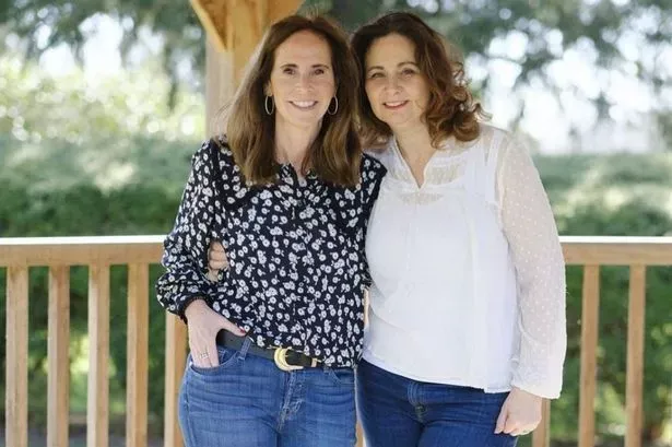 Dress2Party - Prom Dresses - Business Profile